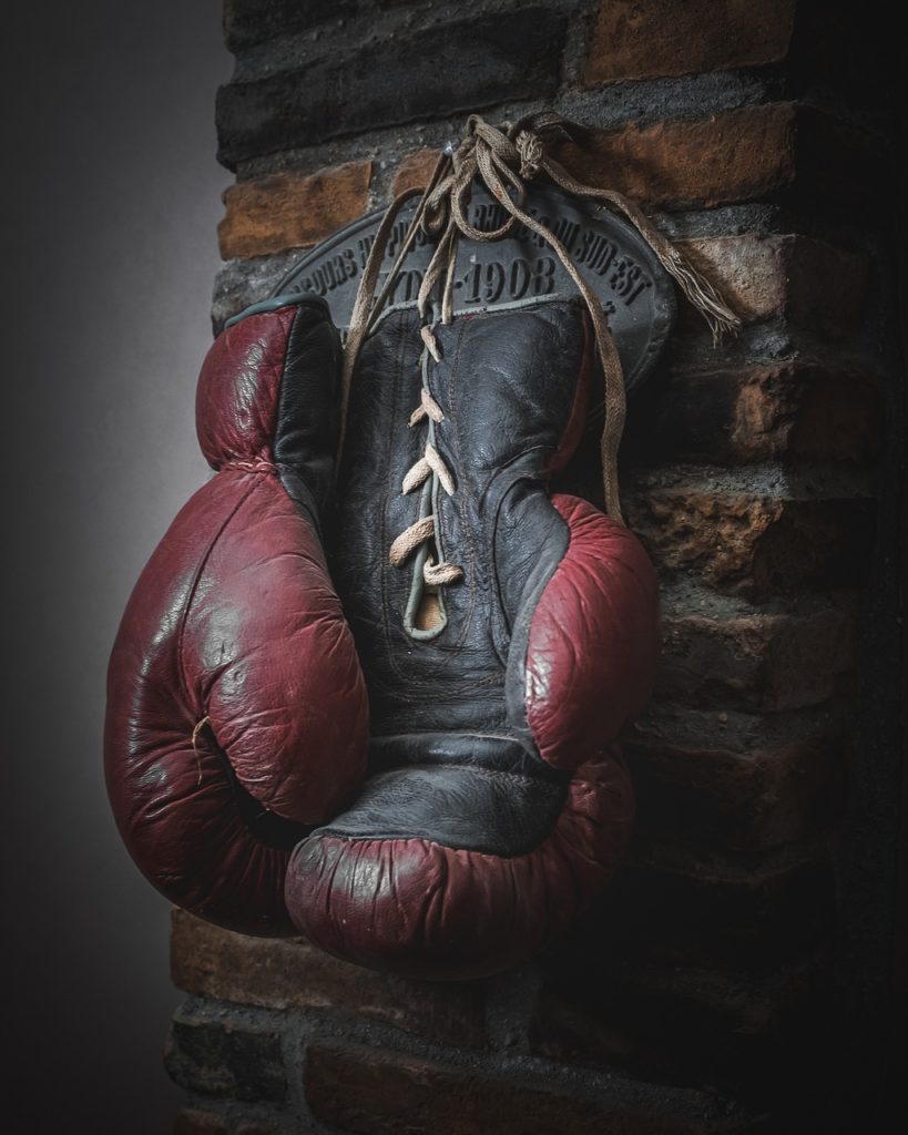 boxing-glove, boxing, sport-4790853.jpg